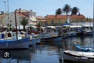 Au calme à 2min mer Parking Balcon Wifi Clim! - Le Brusc