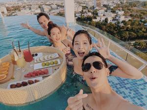 RHM Luxury Hotel And Suite