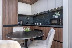 FlatRent Olympic Park, метро Бориспільська поруч!