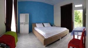 Tangkoko Gallery Guest House and Resto