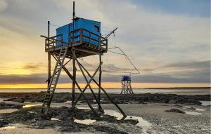 Maisons de vacances Stunning Home In Barbatre : photos des chambres