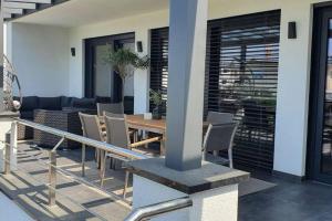 Haus mit viel Platz, Terrasse und Garten