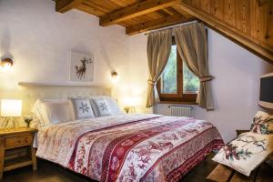 Villa with Garden View room in Green Park Village