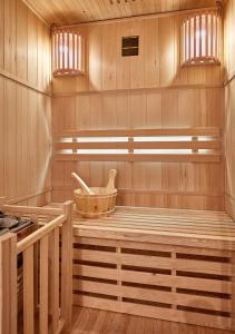 Długa 18 Apartament Premium z wanną i sauną