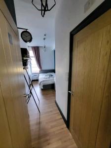 Double room with Bathroom and kitchenette
