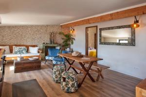 Appartements Mira appartement climatise vue mer centre de Calvi proche port et plage : photos des chambres