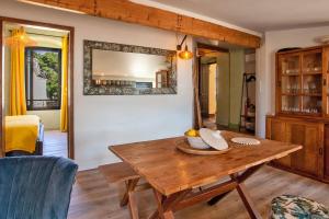 Appartements Mira appartement climatise vue mer centre de Calvi proche port et plage : photos des chambres