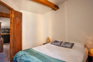 Appartements Mira appartement climatise vue mer centre de Calvi proche port et plage : photos des chambres