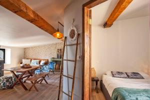 Appartements Mira appartement climatise vue mer centre de Calvi proche port et plage : photos des chambres