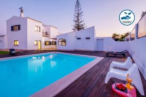 Villa Benagil Boutique by Algarve Vacation - 4hvězdičkové hotely ve městě Carvoeiro