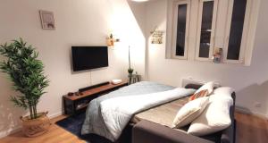 Reims Appart - Idéal pour Pro en déplacement *Wifi rapide *Vue panoramique *Parking facile