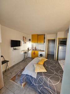 Appartements Studio Sanary-sur-Mer proche gare : photos des chambres