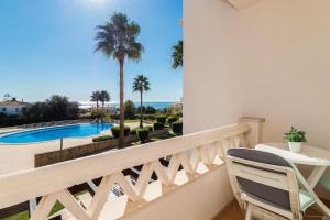 Fantastic Townhouse with Pool and Sea Views