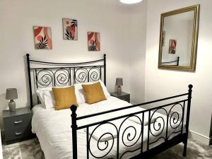 Modern Mountain Retreat in the Brecon Beacons