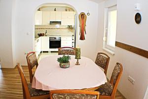 Apartment La Dostana 4