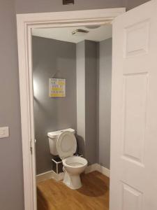 Home near Rugby Station for contractors and Work Commuters, 5 bedroom, Free Parking & Garden