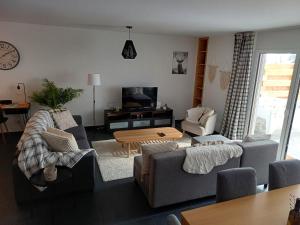 Spacieux appart - 2 chambres à coucher incl Jacuzzi Privé