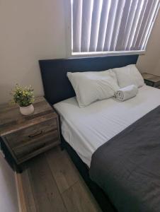 Spacious Entire 4Bedroom House in Gladstone 1 to 8 People can Stay