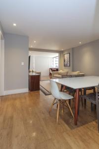 Queen Victoria - Orla da Barra da Tijuca