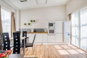 2 BR Flat Edgware Road