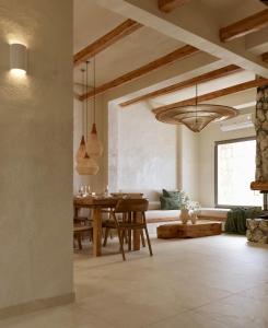 Elaia Luxury House