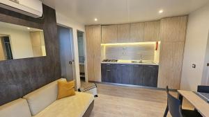 Mobilna kućica Tara, uvala Slanica, Murter