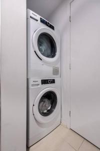 Furnished Studio with balcony - Downtown #311784