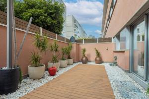 Pool LUXURY 2 Bedrooms Apartment - 2 Terraces - Parking