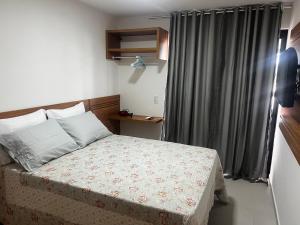 AP quartosala com varanda ampla