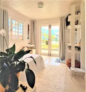 SUITE DA FRENTE COM COPA, WIFI E ACESSO INDEPENDENTE - 布希奥斯