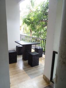 Kumudu Holiday Home