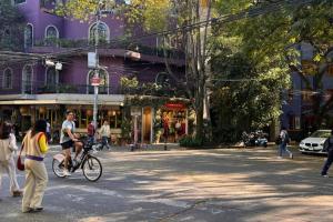 Condesa Residence Amsterdam 203 Shiny 1Bed 1Bath on Amsterdam Av