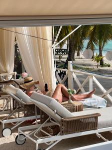 Casa rosada beach front