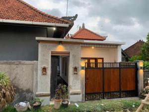 BUCU KAJA HOUSE