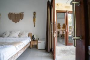 Villa Madalena 4BR Family Villa w Pool Walk to best Beach & Cafe