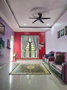 PENGINAPAN HOMESTAY KAK TON - Kampong Kuala Ibai