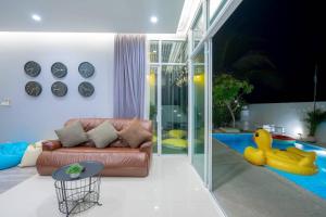 Near Beach Three Pool villa 3