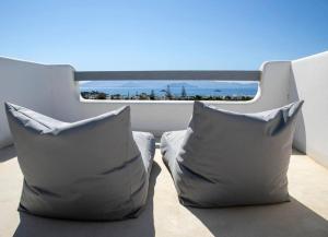 White Nadora Naxos Villa