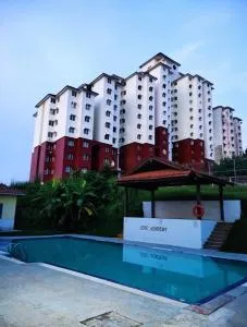 Barokah Homestay Buginvilla Taman Bunga Raya - 丹戎马林