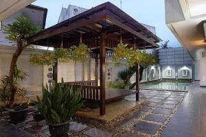 Jambuluwuk Mansion Pakubuwono