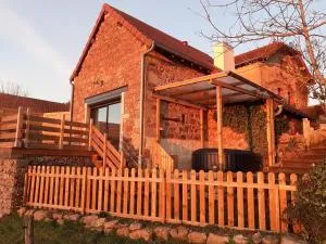 Gîte Le four à pain avec SPA - Dompierre-les-Ormes