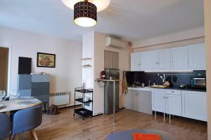 * Le BiouHyper Centre DAvignon