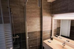 * Le BiouHyper Centre DAvignon