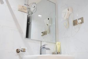 معلم المدينة للشقق الفندقية City Landmark Hotel Suites