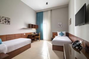 Dhara Residence E2 Lodge Hotel
