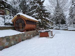 Dom nad jeziorem Ublik z sauną i jacuzzi