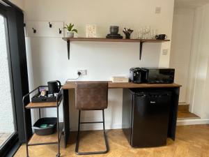 Golfers dream Guest suite with onsite golf studio available for booking by guests