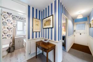 Bright & Cosy Gem ~ Battersea Park View ~ King Bed