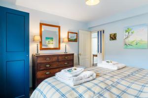 Bright & Cosy Gem ~ Battersea Park View ~ King Bed