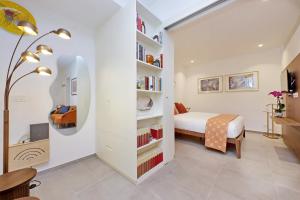 YCH-Casa Indipendente in zona Prati